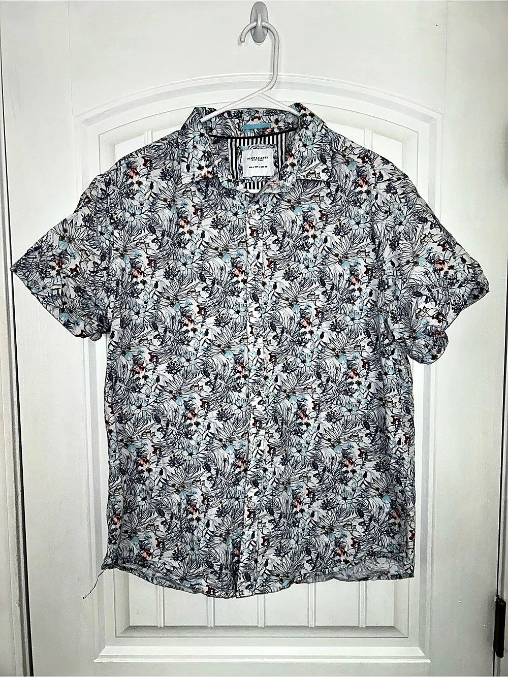 Denim & Flower Men's Floral Button Down Size Medium